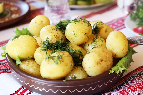 Yumuşacık Vitamin Deposu Patates Haşlaması